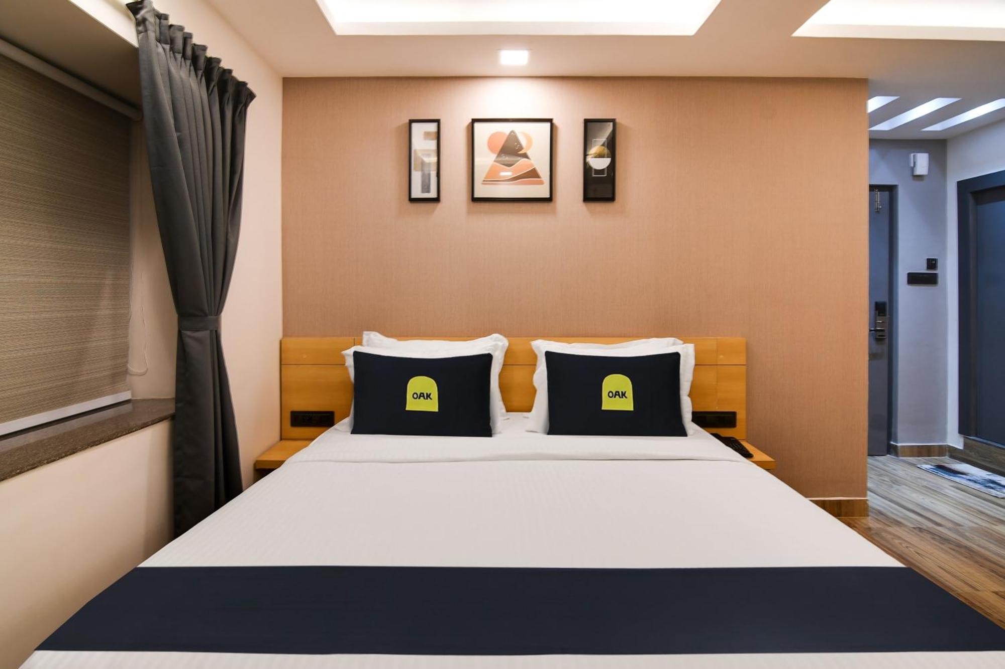 Super Townhouse Oak Sayhallo Ecstasy Bhubaneswar Exterior foto