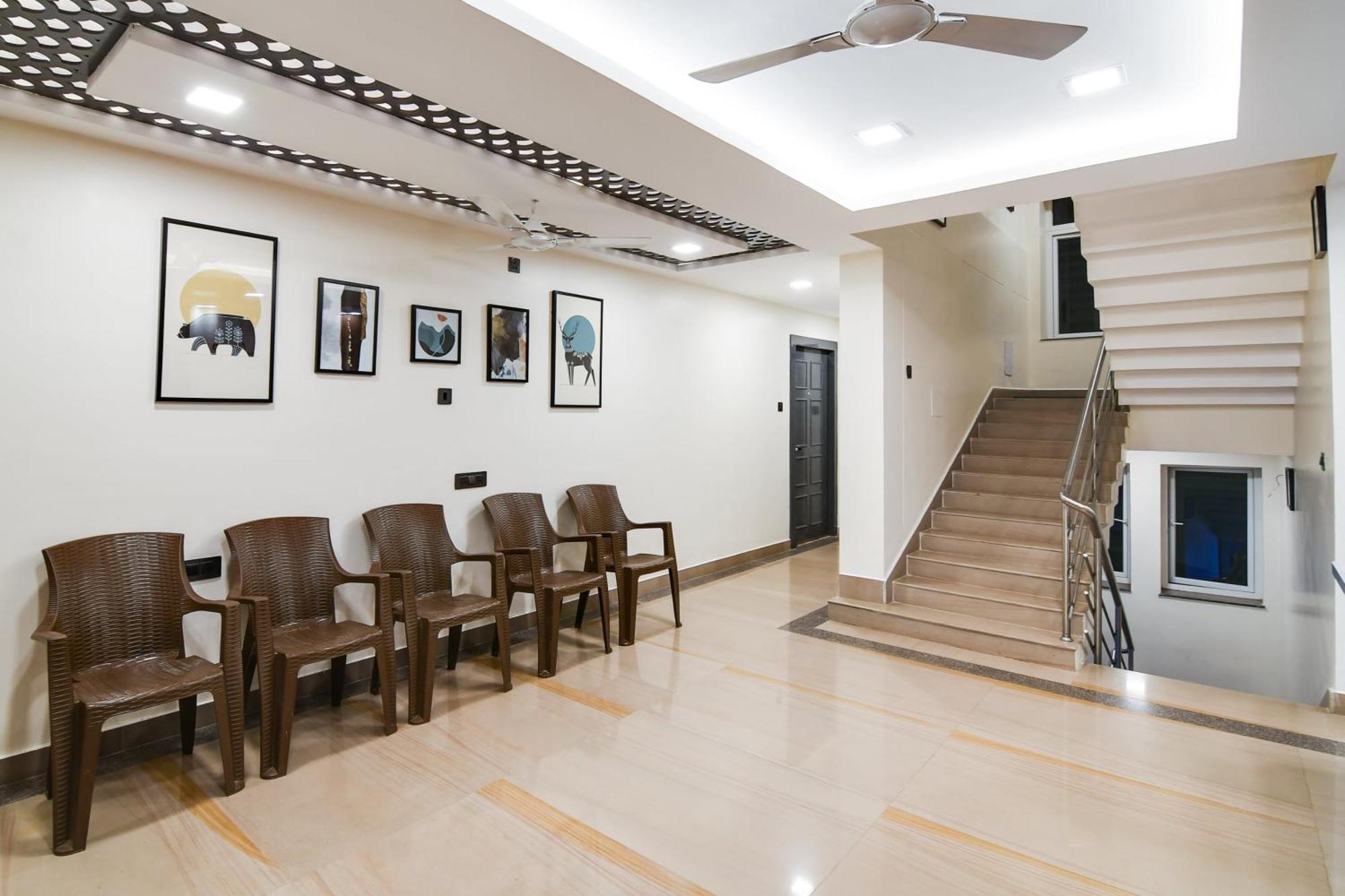 Super Townhouse Oak Sayhallo Ecstasy Bhubaneswar Exterior foto