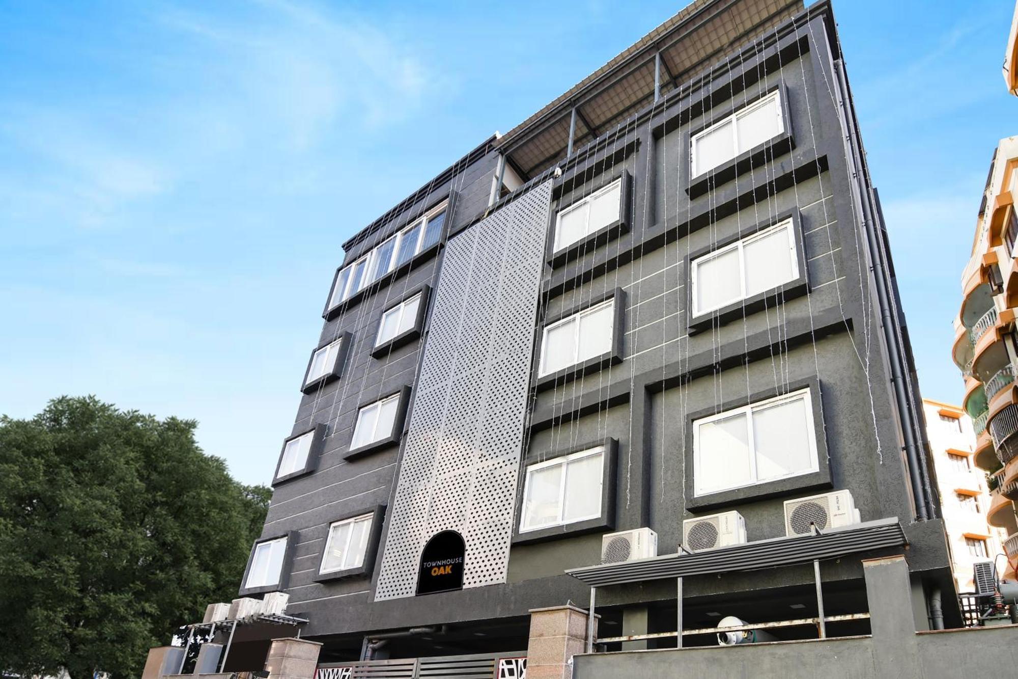 Super Townhouse Oak Sayhallo Ecstasy Bhubaneswar Exterior foto